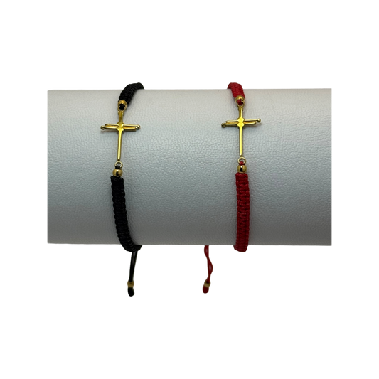 Pulseras tejidas con figura de cruz