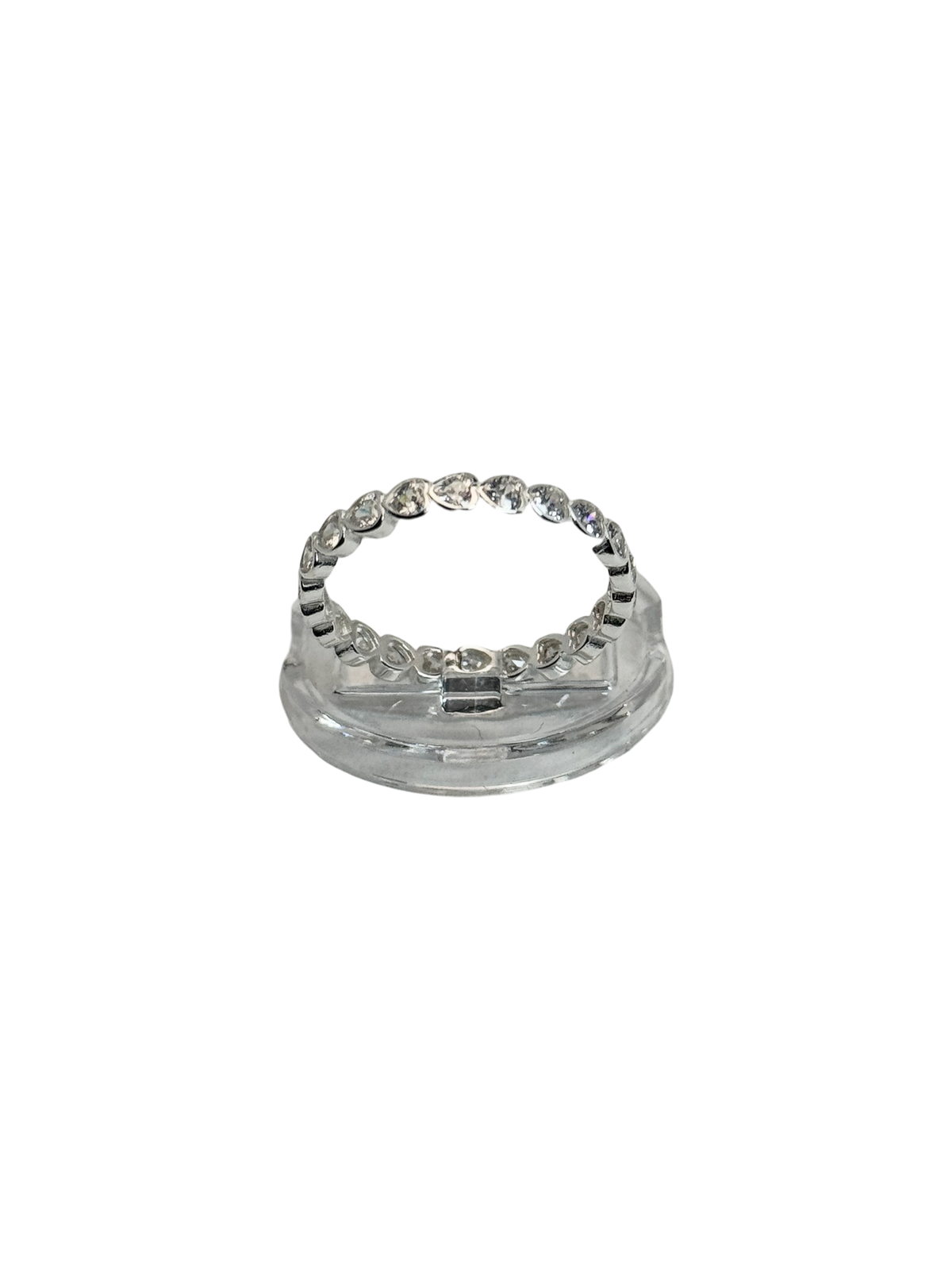Anillo banda de corazones