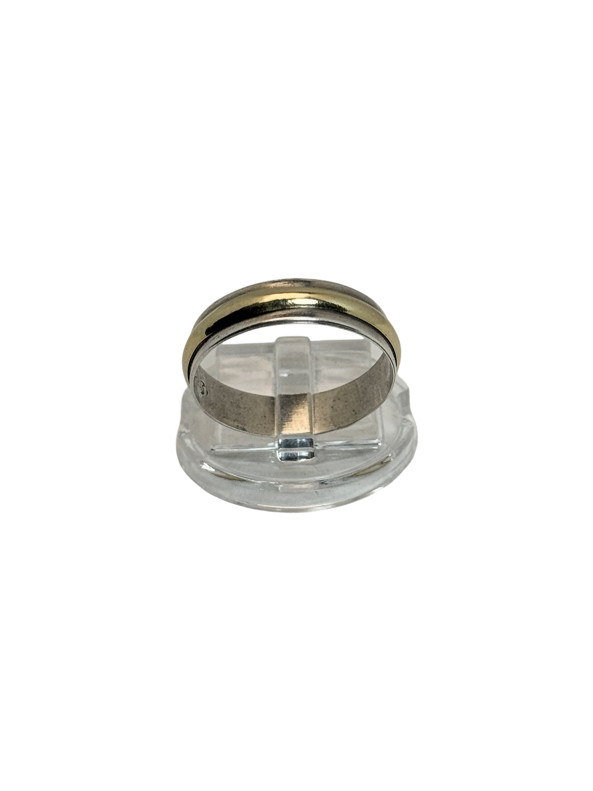 Argolla clasica de linea en oro de 14 k