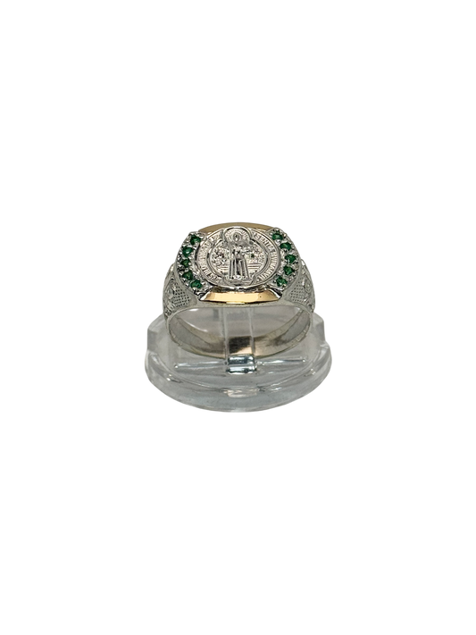 Anillo tipo sello de San Benito zircones verdes