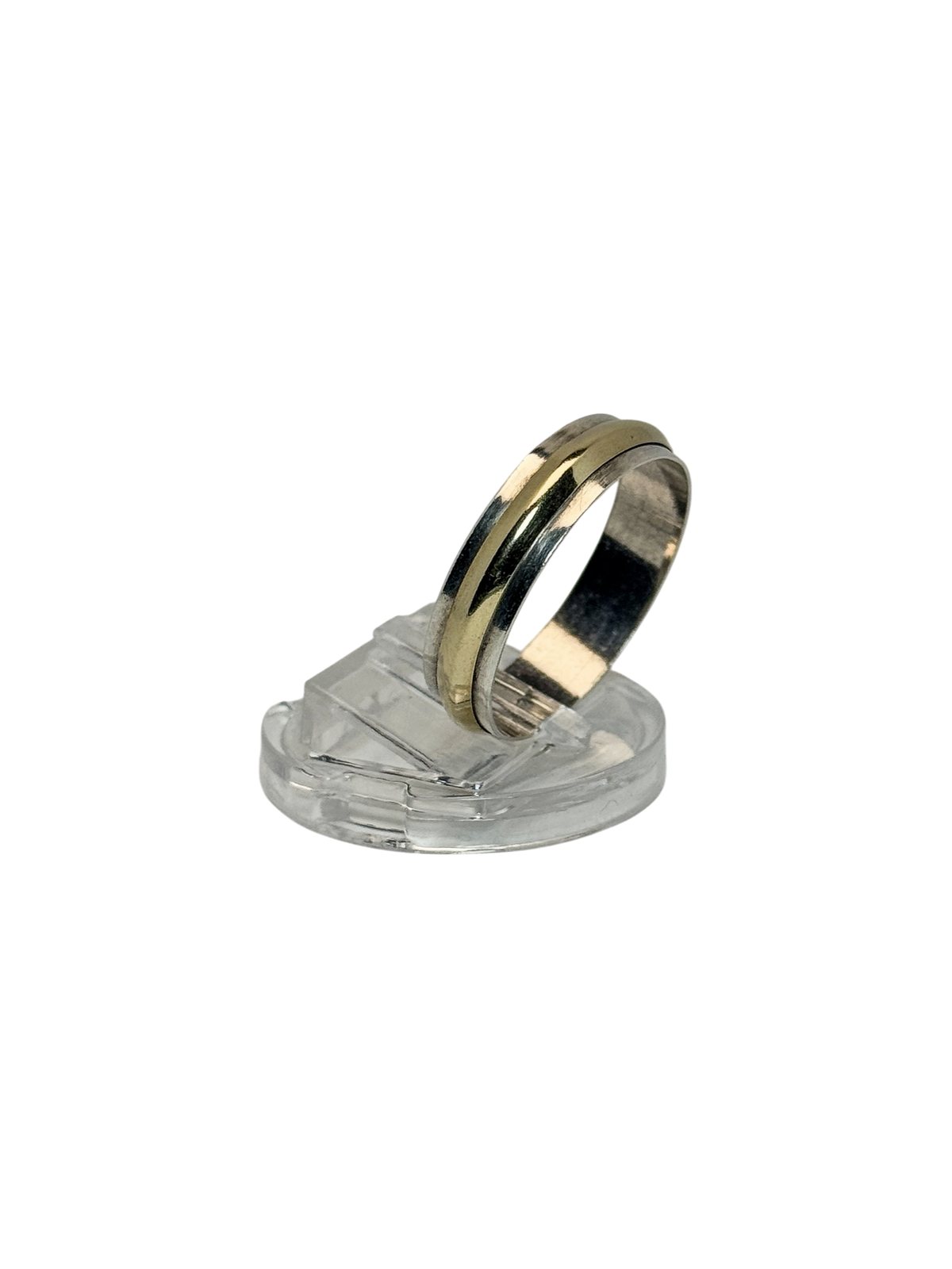 Argolla clasica de linea en oro de 14 k