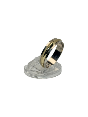 Argolla clasica de linea en oro de 14 k